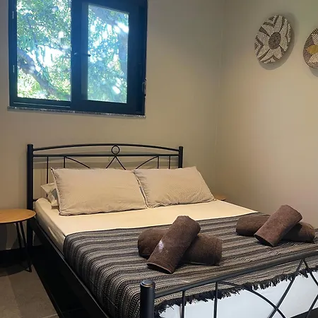Kalos Housing - Adults Only