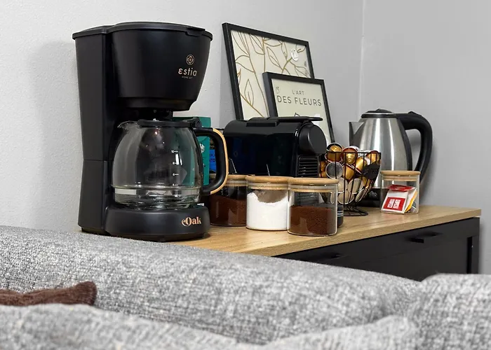 Kalos Housing - Adults Only בית נופש קולימביה