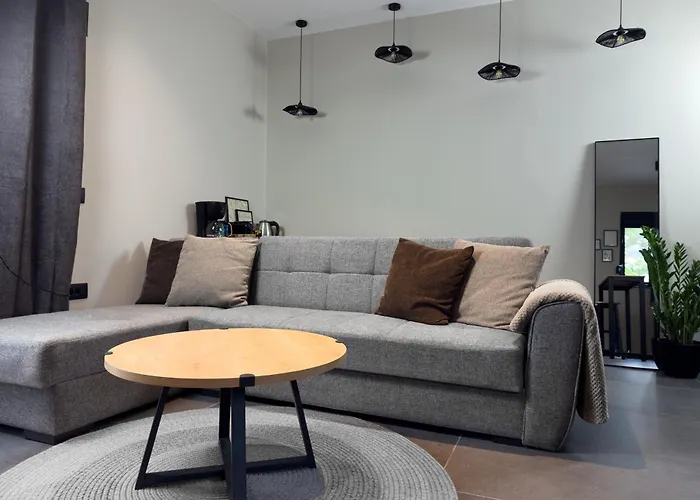 בית נופש Kalos Housing - Adults Only