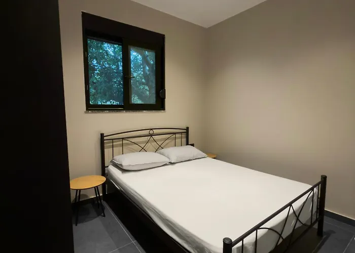 Kalos Housing - Adults Only